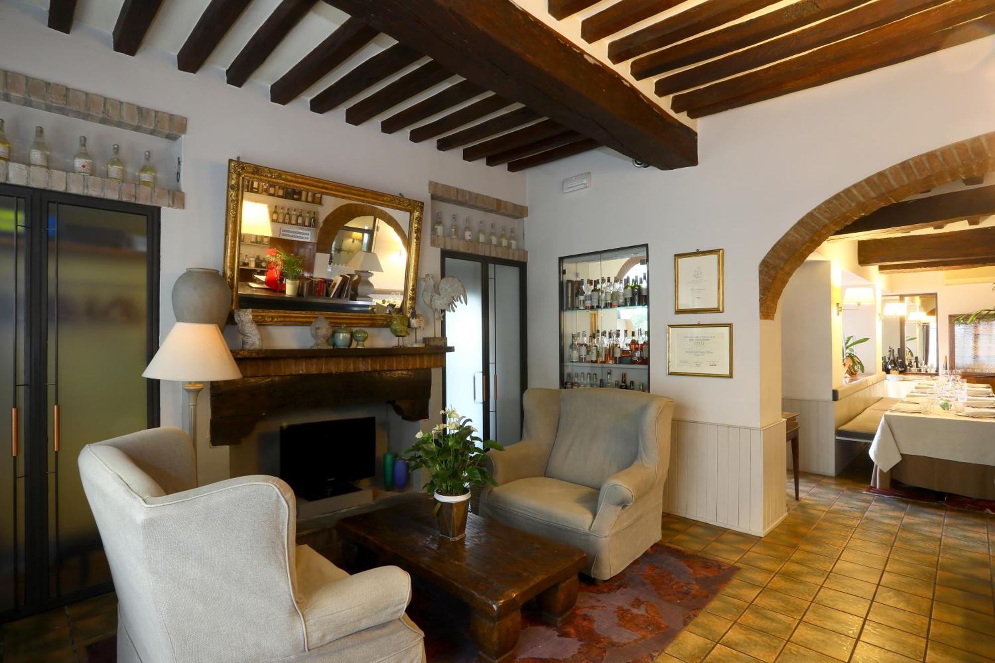 Locanda Stella D'Oro Soragna Bagian luar foto